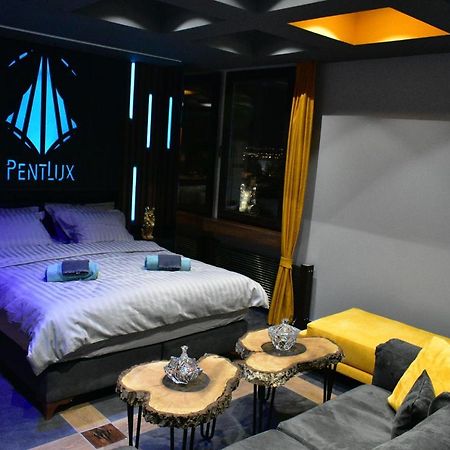 Pentlux - Spa Penthouse In The Heart Of สโกเปีย ภายนอก รูปภาพ