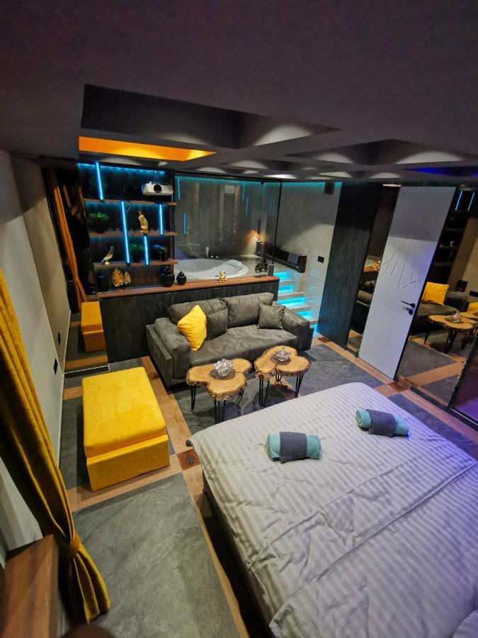 Pentlux - Spa Penthouse In The Heart Of สโกเปีย ภายนอก รูปภาพ