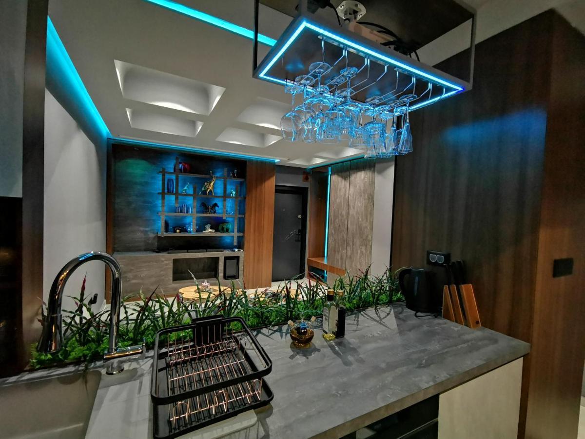 Pentlux - Spa Penthouse In The Heart Of สโกเปีย ภายนอก รูปภาพ