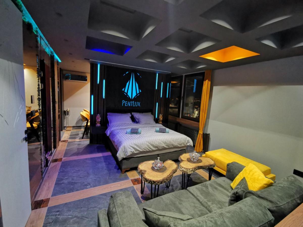 Pentlux - Spa Penthouse In The Heart Of สโกเปีย ภายนอก รูปภาพ