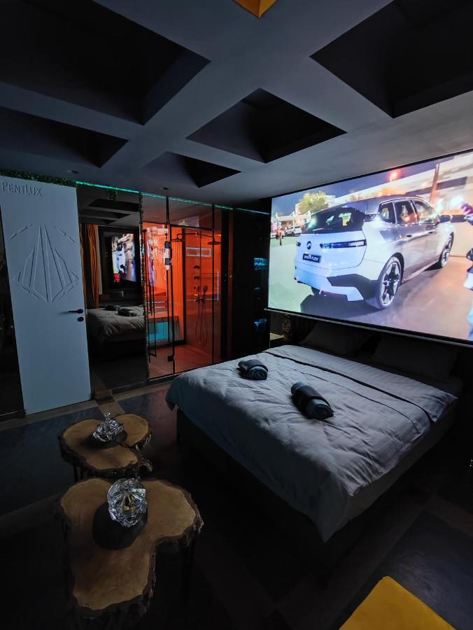 Pentlux - Spa Penthouse In The Heart Of สโกเปีย ภายนอก รูปภาพ