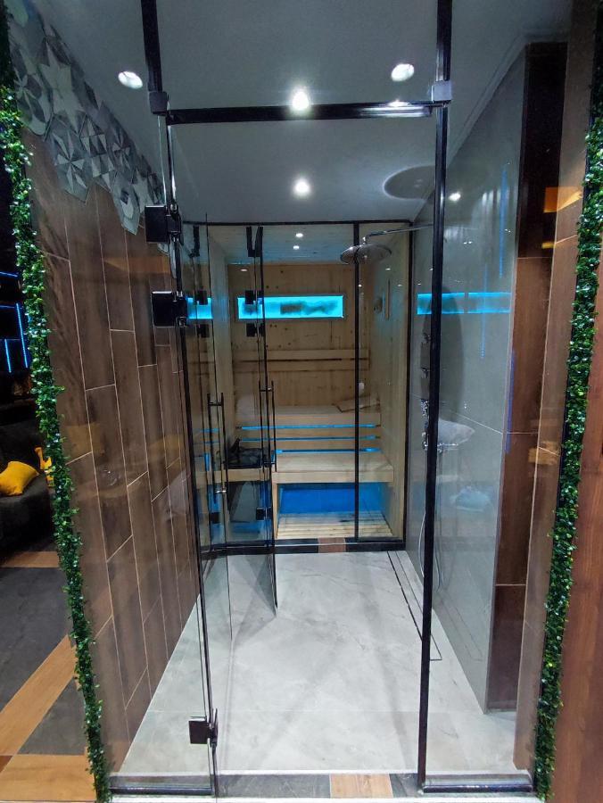 Pentlux - Spa Penthouse In The Heart Of สโกเปีย ภายนอก รูปภาพ