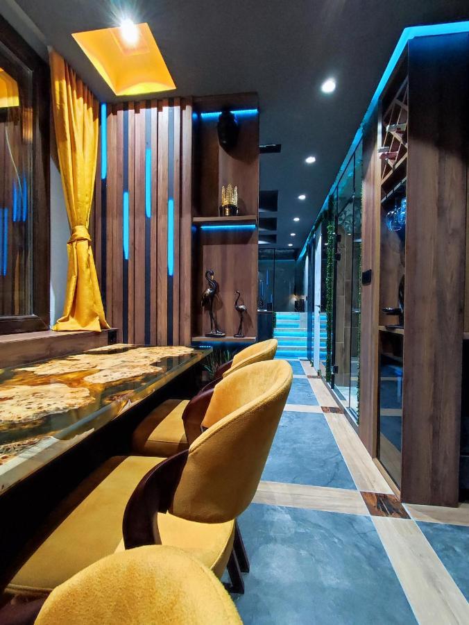 Pentlux - Spa Penthouse In The Heart Of สโกเปีย ภายนอก รูปภาพ